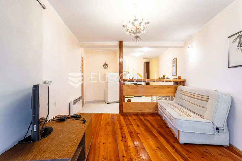 vodice, dvosoban stan na 1. katu i poslovni prostor u prizemlju, 165,52 m² - slika 3