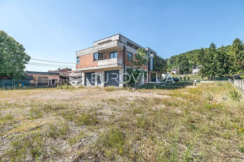 zaprešić, poslovna roh bau zgrada 2010 m² na zemljištu 2013 m² - slika 8