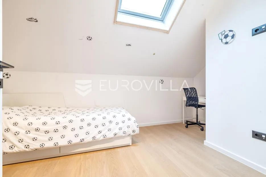 zagreb, šestinski dol, novouređena moderna kuća 179 m² - slika 6