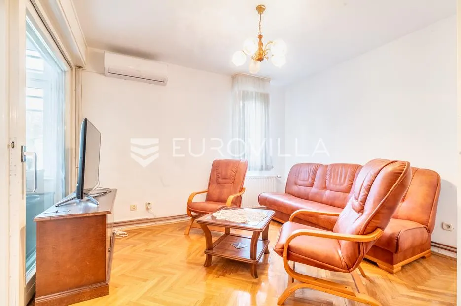 Zagreb, Pantovčak, dvosoban stan NKP 48 m2 + VPM