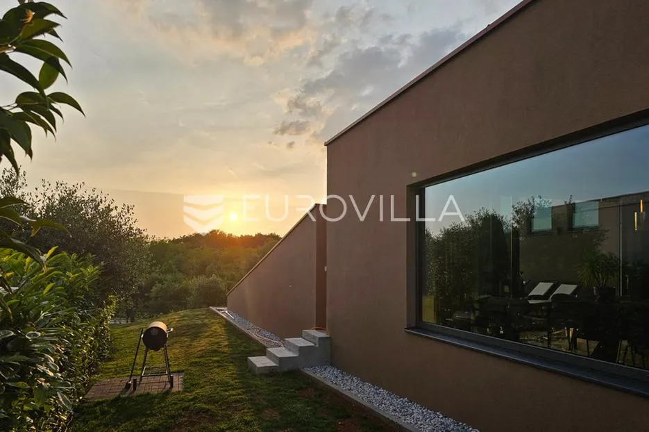 istra, novigrad, moderna kuća s bazenom za najam, pet friendly - slika 33