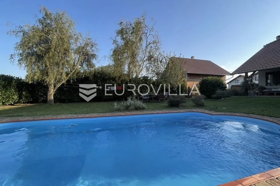 osijek, bilje, četverosobna kuća sa bazenom, 126 m² - slika 17