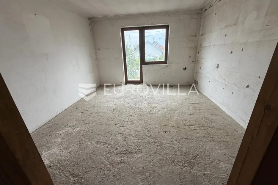 osijek, tenja, na prodaju katnica sa dvorišnim stanom na parceli od 517 m2 - slika 5