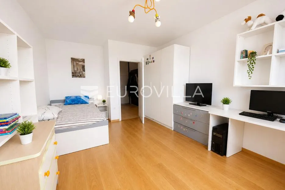 senj, trosoban stan 105 m², s pogledom na more - slika 6