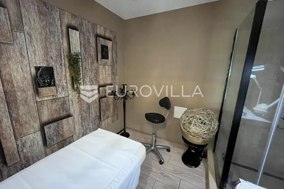 istra, rovinj, uhodani beauty studio u aci marini rovinj, prodaja poslovanja i inventara - slika 15