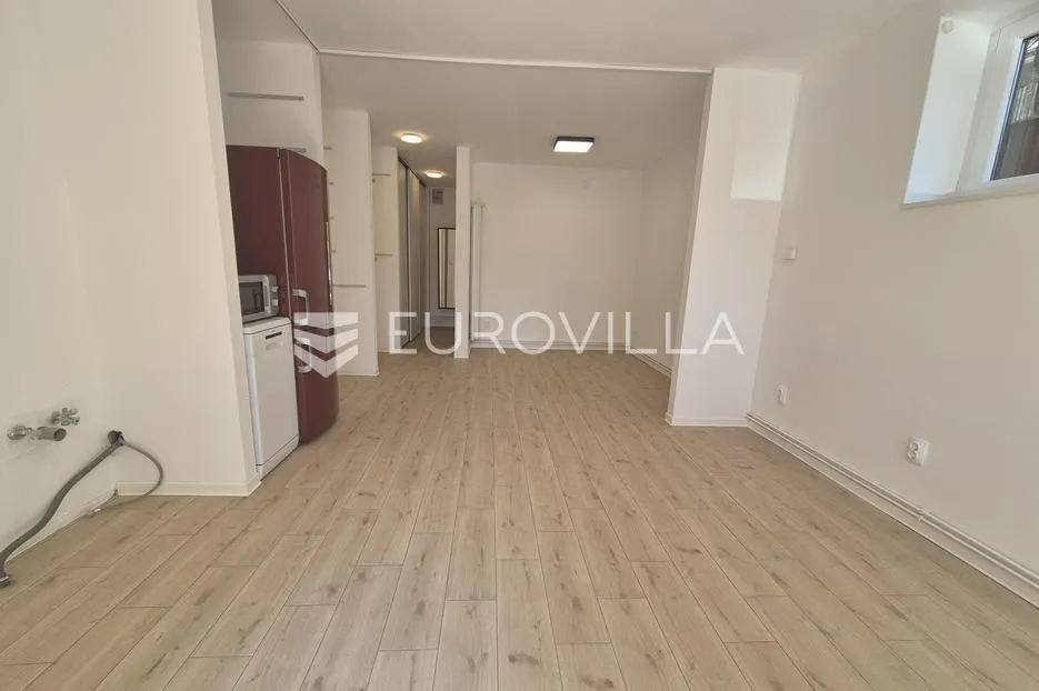 zagreb, mlinovi, garsonijera 34 m² - slika 4