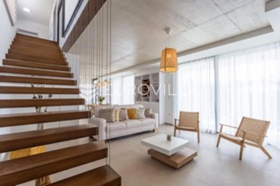 istra, smoljanci, kvalitetna i moderna samostojeća kuća, 208 m², grijani bazen 40 m² - slika 28