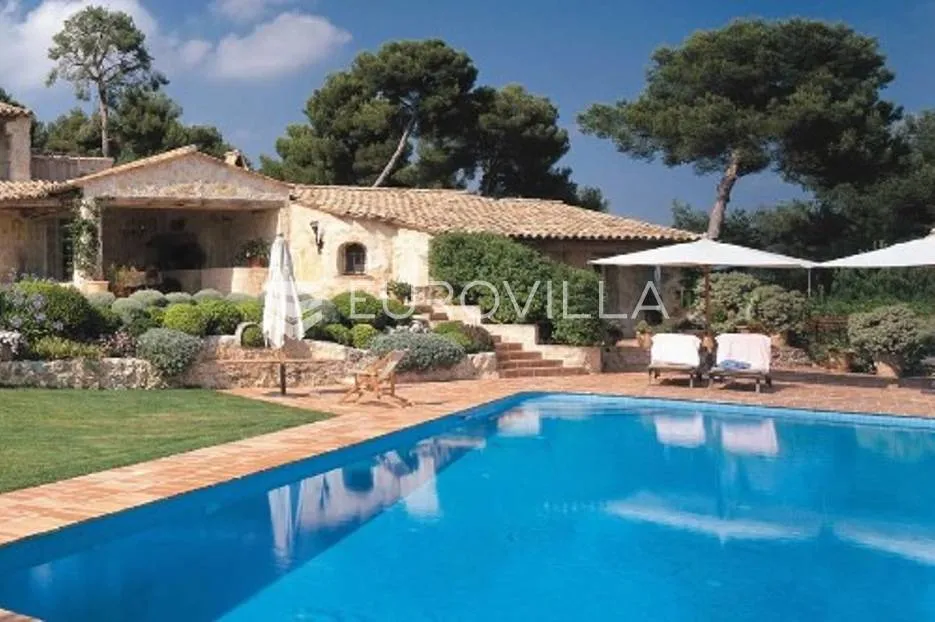 korčula zemljište 31.700m2 za gradnju vile - slika 2