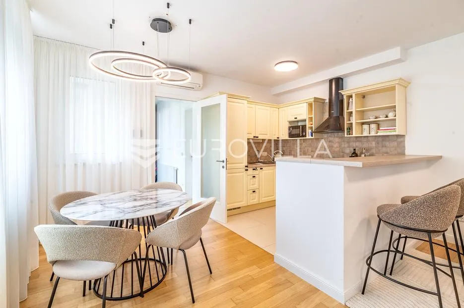 zagreb, park maksimir, odličan trosoban stan 79 m², parking, spremište - slika 3