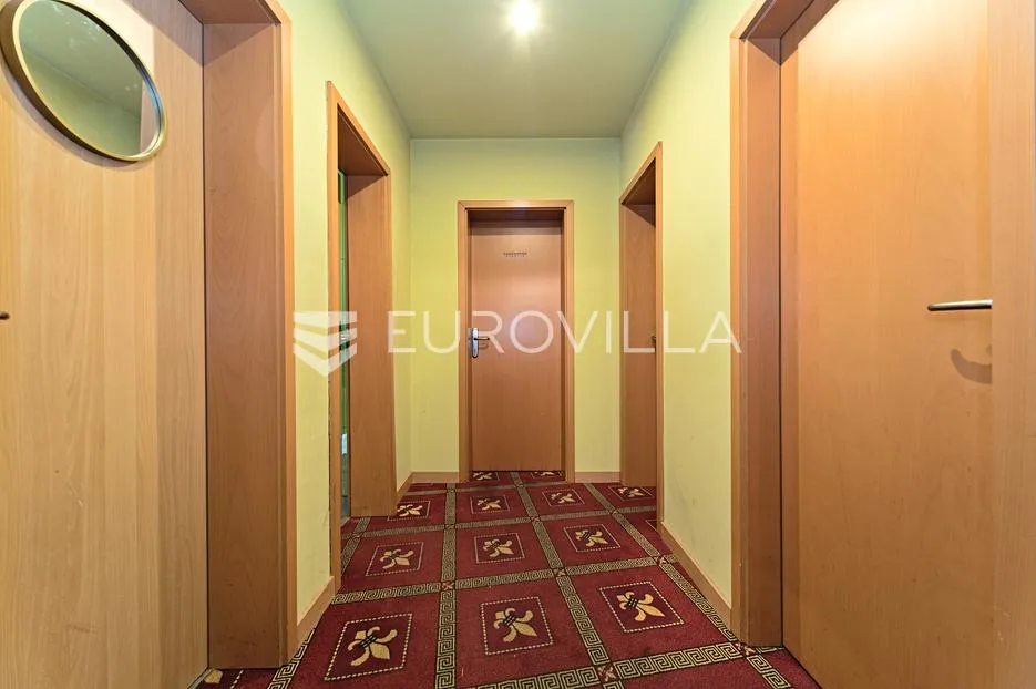 osijek, centar, atraktivan ulični poslovni prostor 267 m² - slika 12