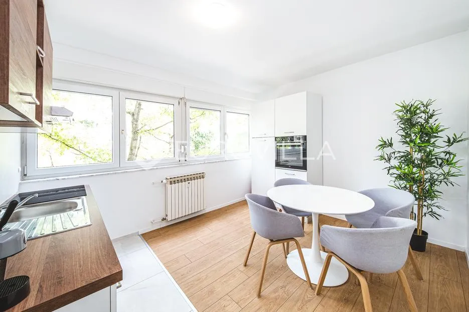 zagreb, miramarska, novouređen dvoipo soban stan površine 60 m² - slika 5