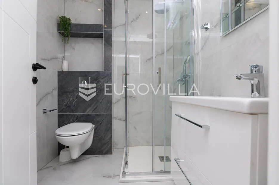 rijeka, kostrena, paveki villa s 2 stana, pomoćnim objektom i bazenom 279 m² - slika 39