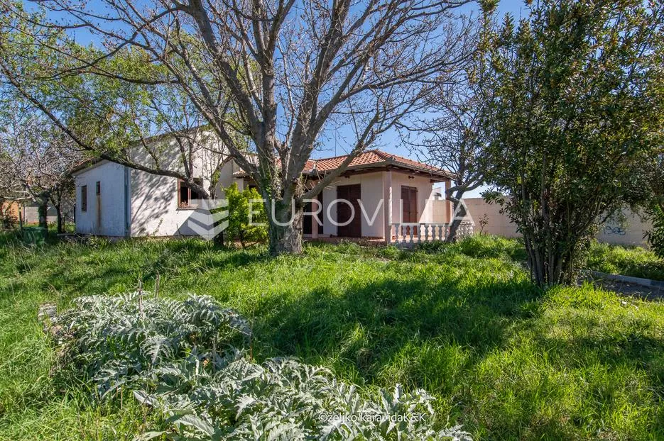 zadar, karma, kuća s vrtom na izvrsnoj lokaciji prvi red uz more, 111 m² - slika 6