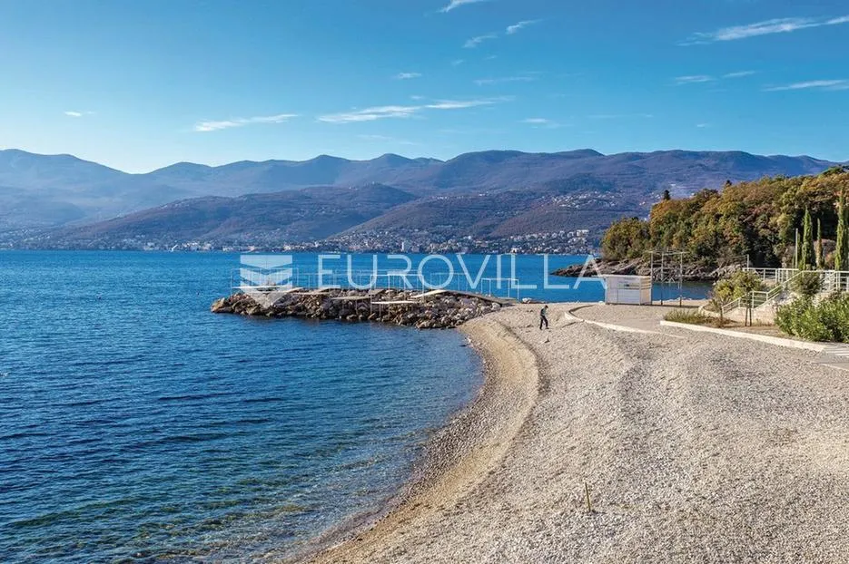 rijeka, kantrida, kuća s bazenom i panoramskim pogledom blizu mora - slika 27