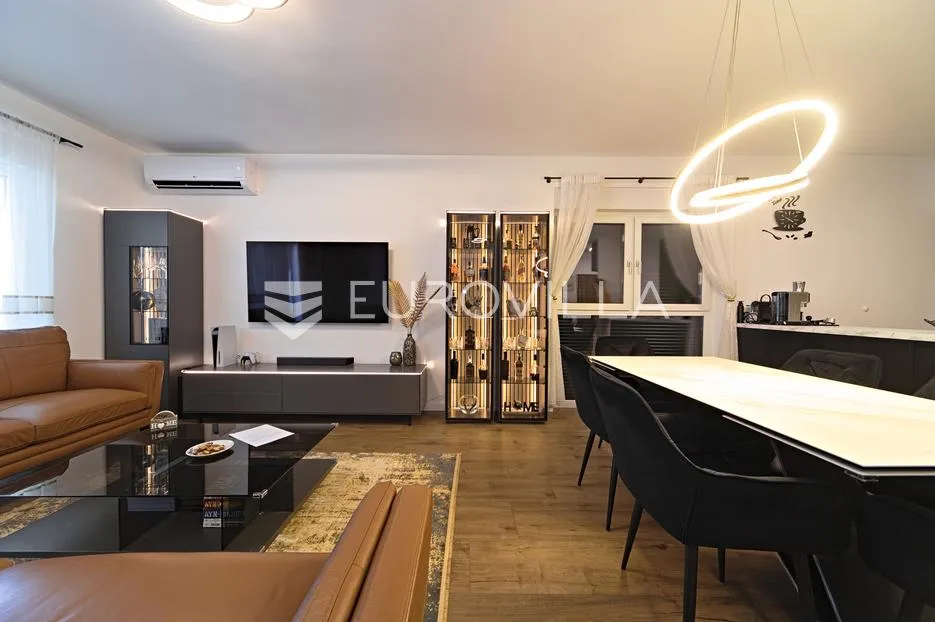 osijek, gornji grad/centar, moderan peterosoban stan 150 m² u novogradnji - slika 4