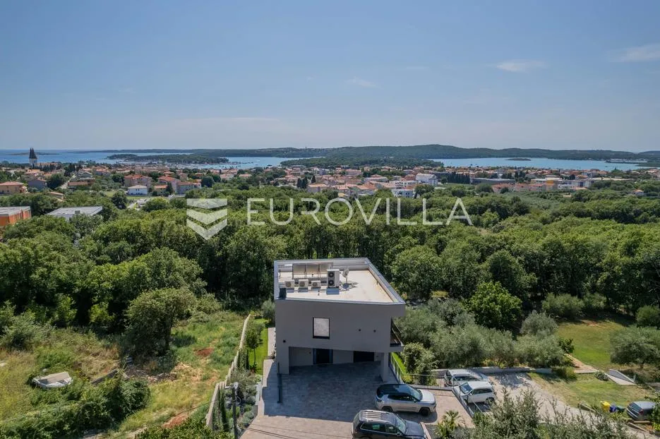 istra, medulin, eksluzivna vila s bazenom i panoramskim pogledom na more - slika 69
