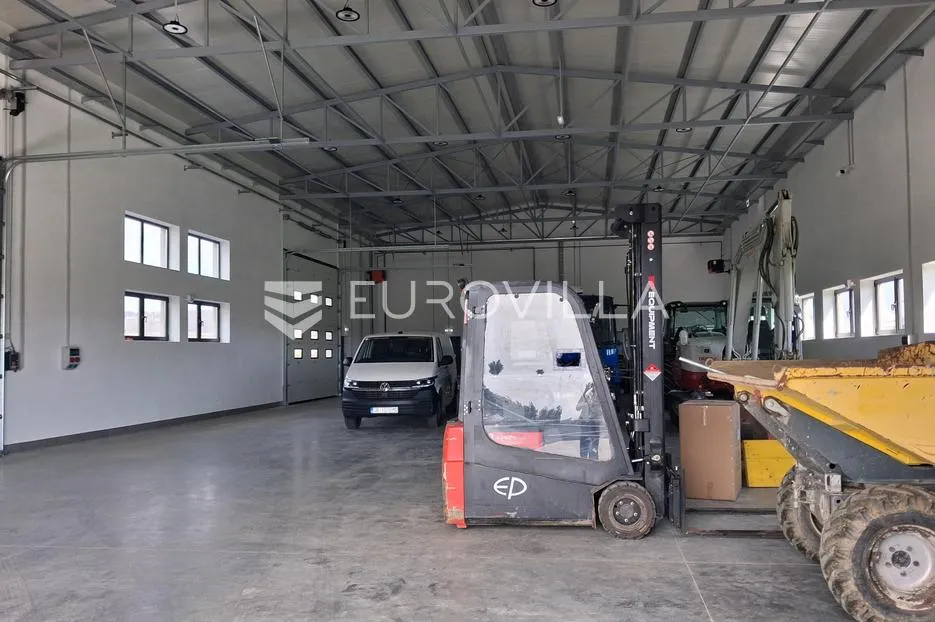 slavonski brod, najam novoizgrađene skladišno, proizvodne hale 555 m² uz autocestu - slika 3