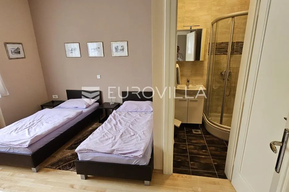 osijek, centar, najam uređenog četverosobnog stana površine 94 m² - slika 13