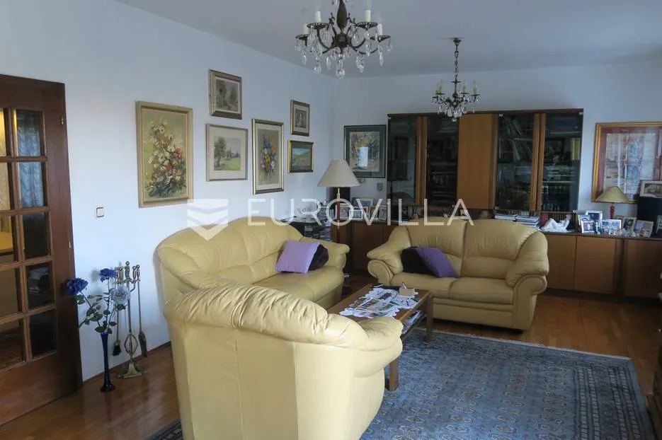 zagreb, zelenjak, obiteljska kuća 500m2 - slika 41