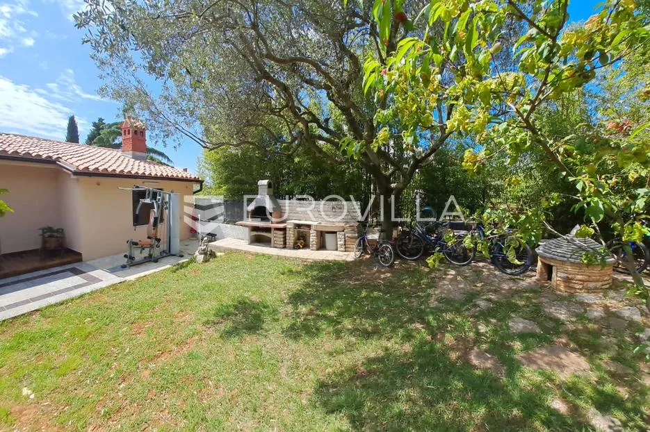 istra, fažana, prostrana kuća površine 200 m² s bazenom, 600 m od mora - slika 3