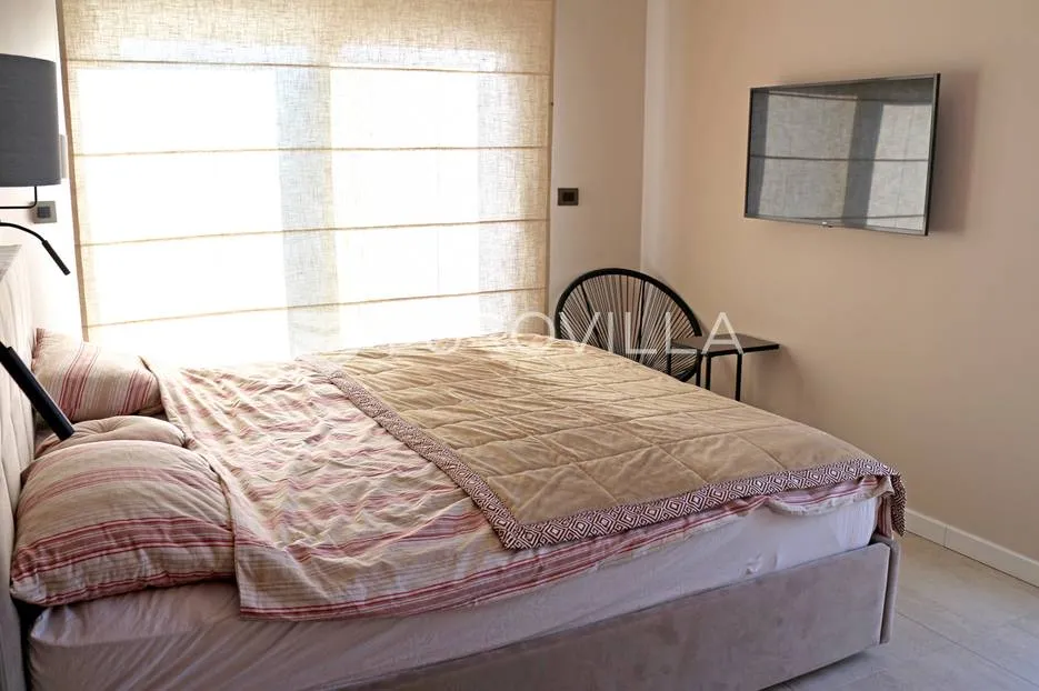 šibenik, vila s bazenom, saunom i vrtom dostupna od kolovoza - slika 40