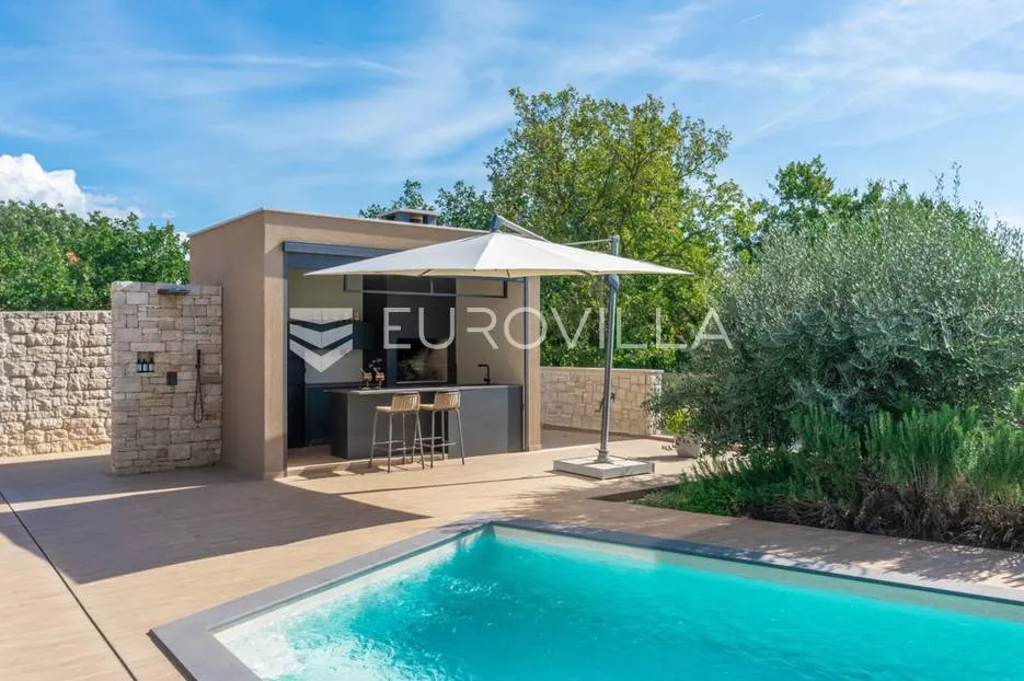 istra, umag, prekrasna vila s bazenom, 156 m² - slika 10