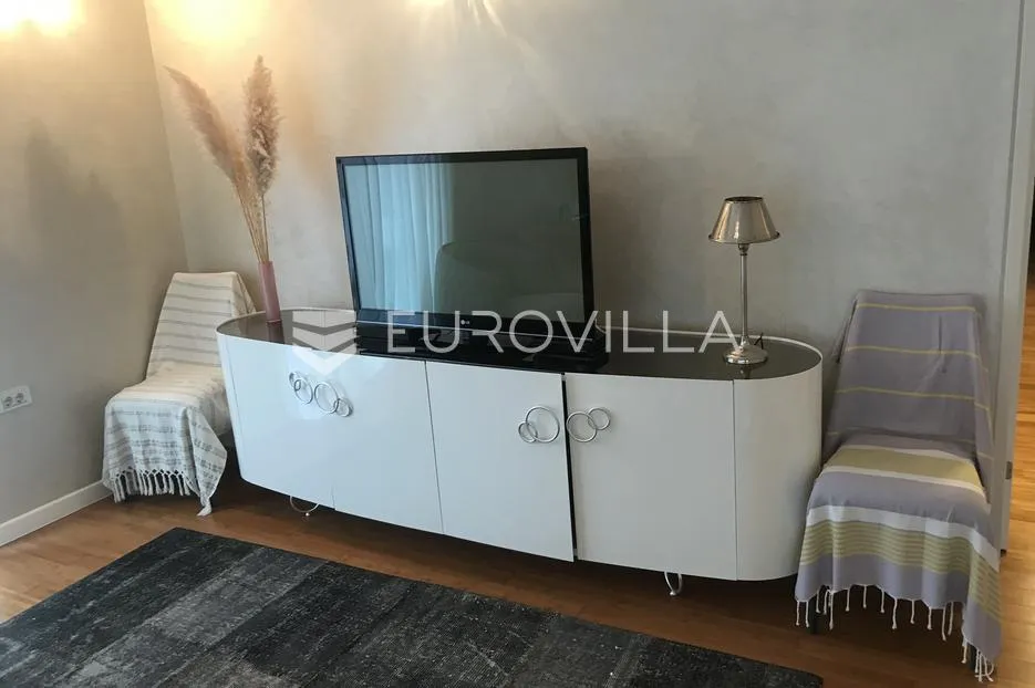 istra, rovinj, luksuzni penthouse nkp 186m2 na super lokaciji s dva garažna mjesta - slika 15
