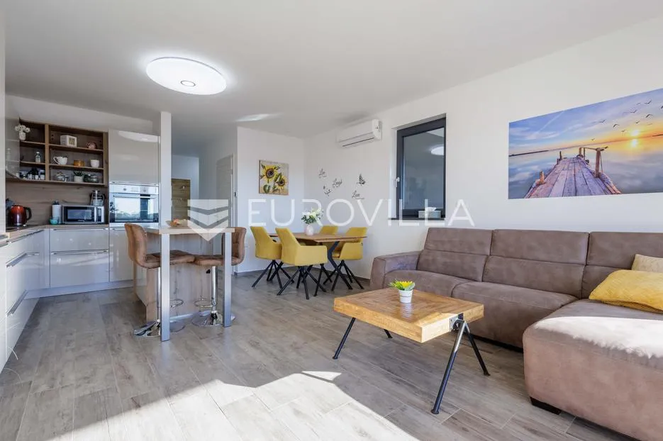 istra, medulin, trosoban stan u modernoj, novoj stanogradnji 94 m², prvi kat - slika 20