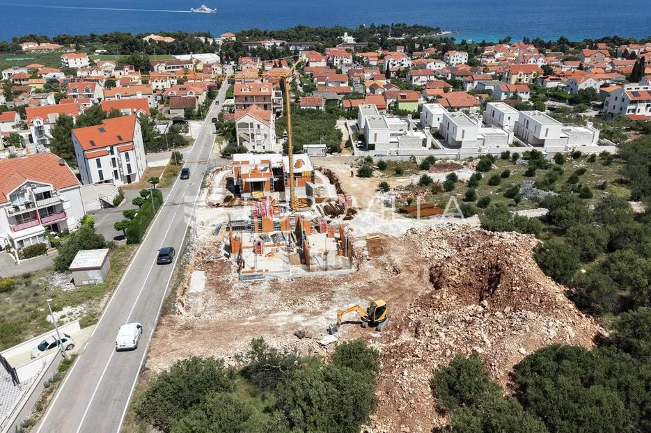 brač, supetar, dvosoban stan na prvom katu s pogledom na more - slika 19