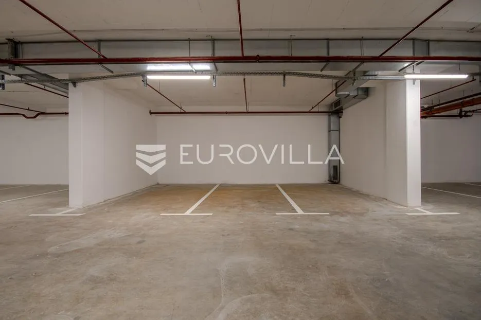 varaždin, centar, luksuzan četverosoban stan 100,54 m² - slika 15