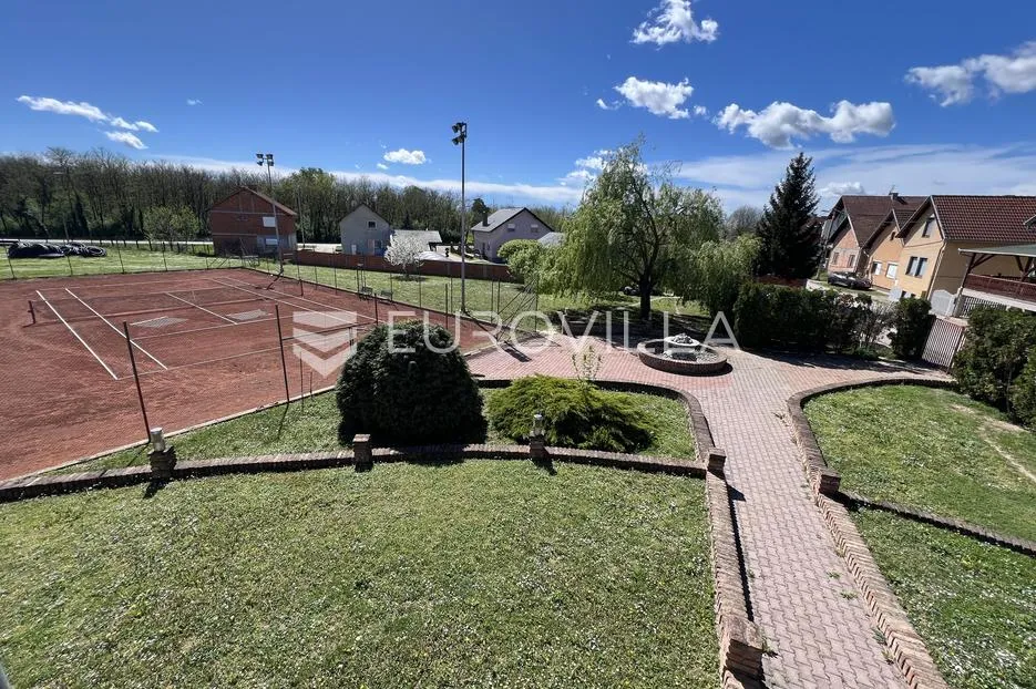 vukovar, mitnica, poslovni kompleks sa dva teniska terena, 3929 m². - slika 8