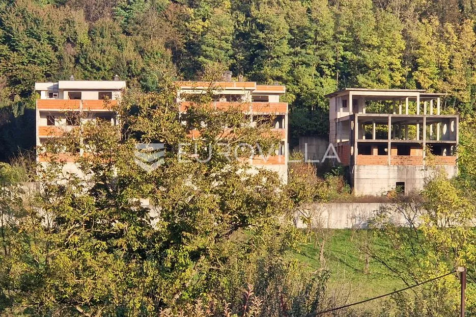 Zagreb, Glavica, projekt 5 stambenih zgrada, 3 u roh-bau stanju - Dubravica