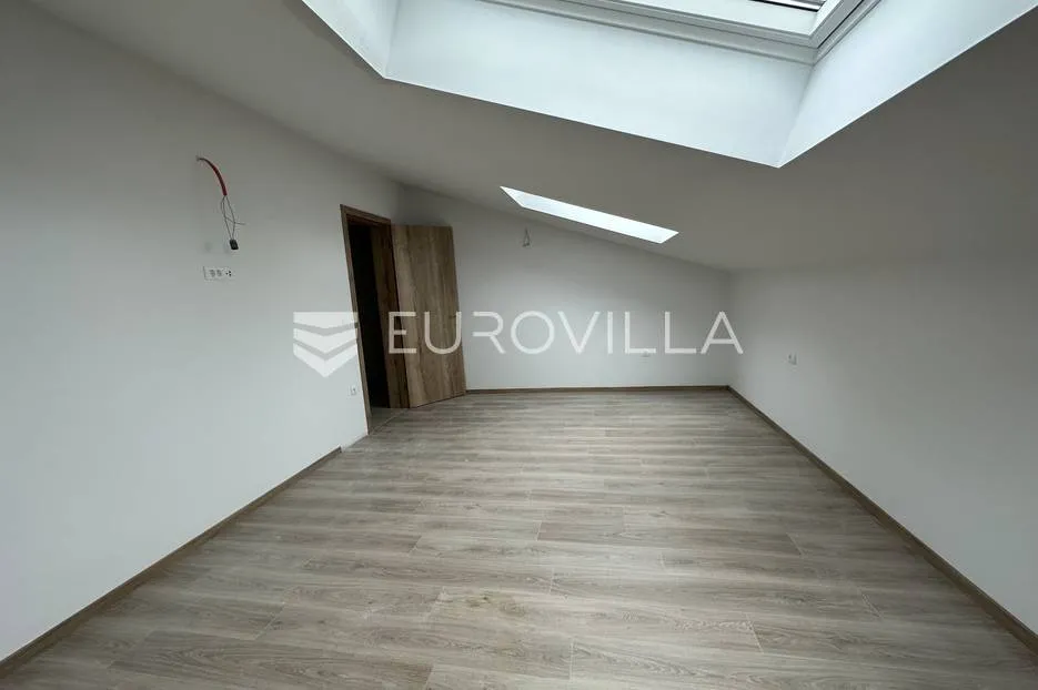 medulin, trosoban stan s pogledom more neto korisne površine od 133 m² - slika 4