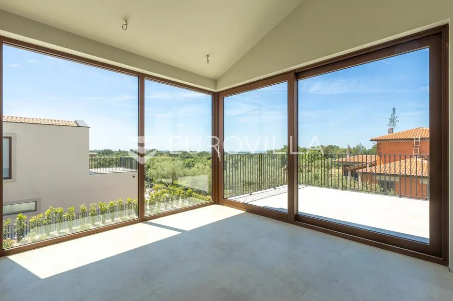 istra, vabriga, vila s pogledom na more i masline - slika 43