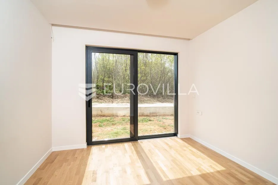 zadar, privlaka, luksuzni dvosoban stan 1. red do mora, 107,60 m² - slika 7