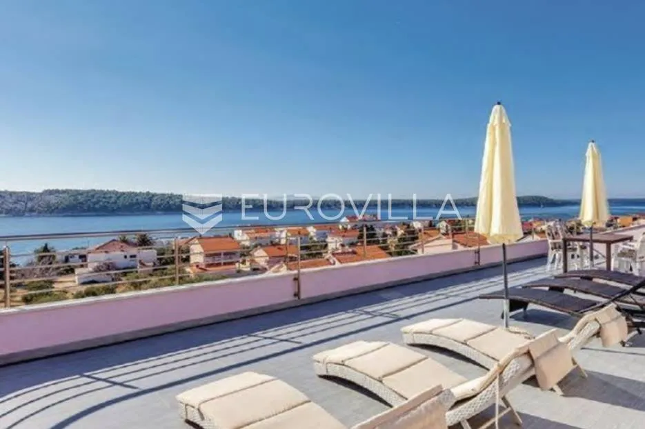 Otok Rab, Barbat, predivna apartmanska vila - Barbat na Rabu, Rab