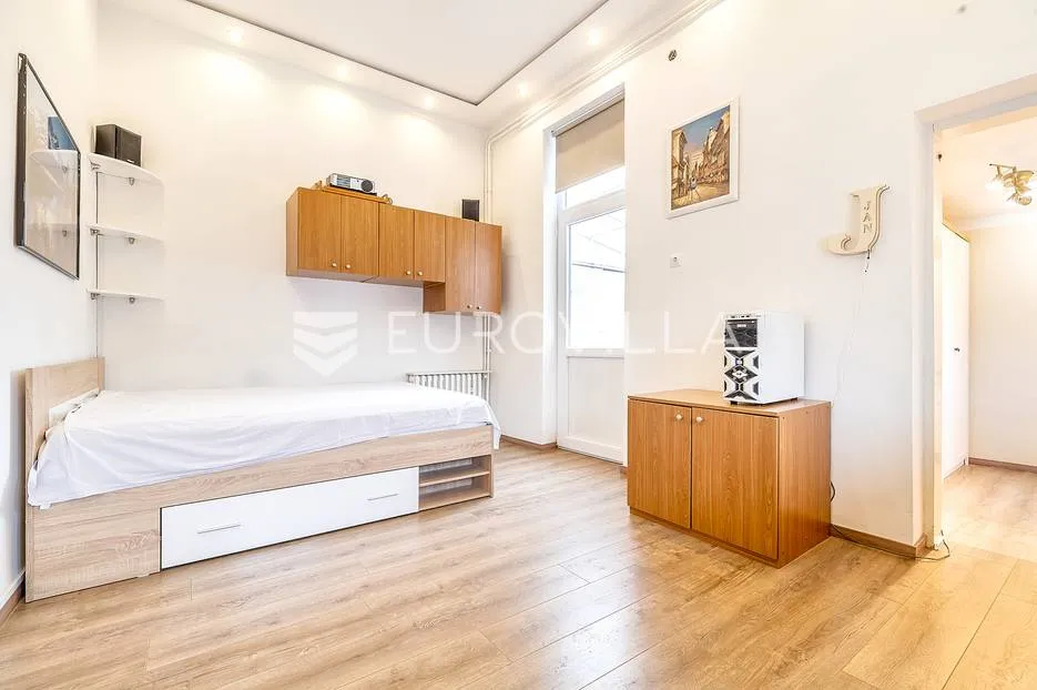 zagreb, centar, marulićev trg, prekrasan građanski stan 165 m² - slika 9