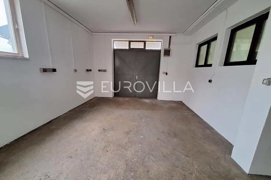 karlovac, stambeno poslovna zgrada 1000 m², višenamjenska mogućnost - slika 3