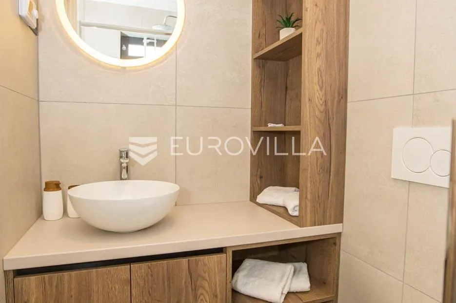 istra, vodnjan, dva renovirana stambena objekta s jacuzzijem na mirnoj lokaciji - slika 19