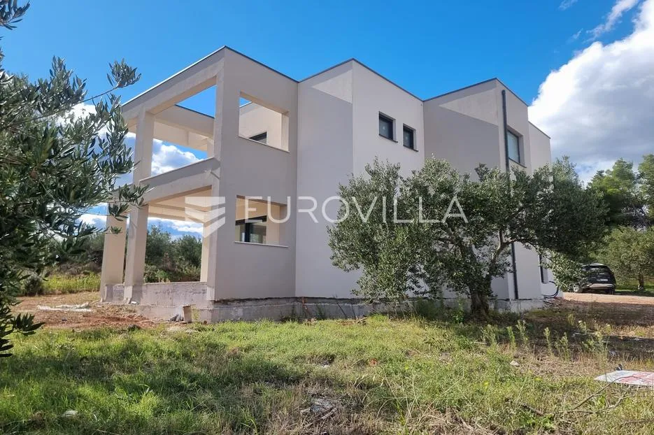 vodice, moderna kuća s bazenom, 190,58 m² - slika 36