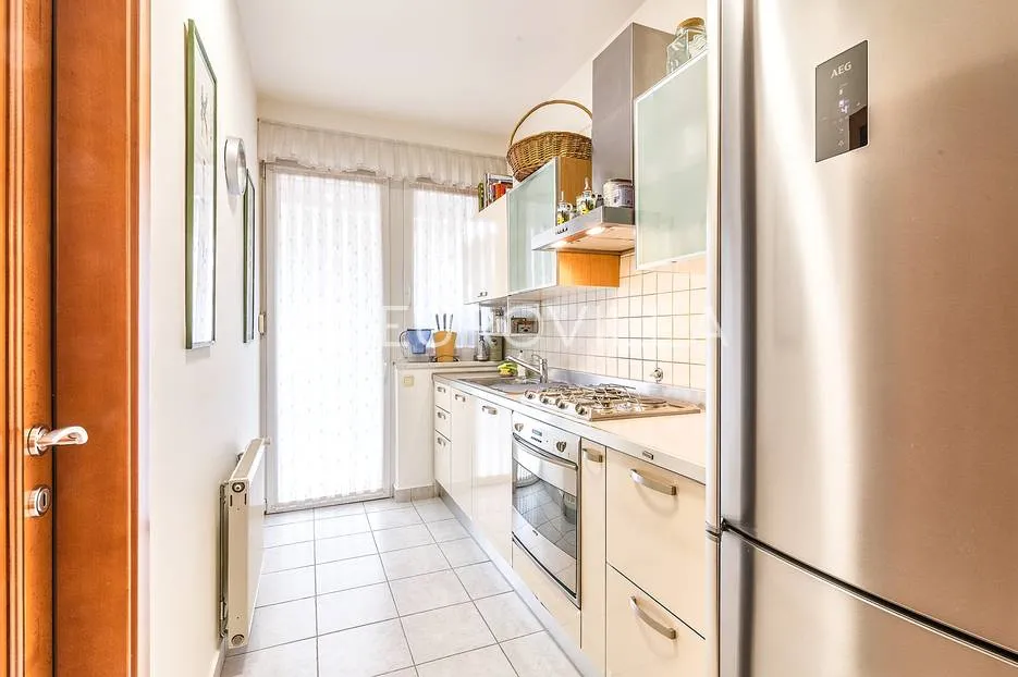 ilica, prekrasan trosoban stan 91 m² za najam - slika 4