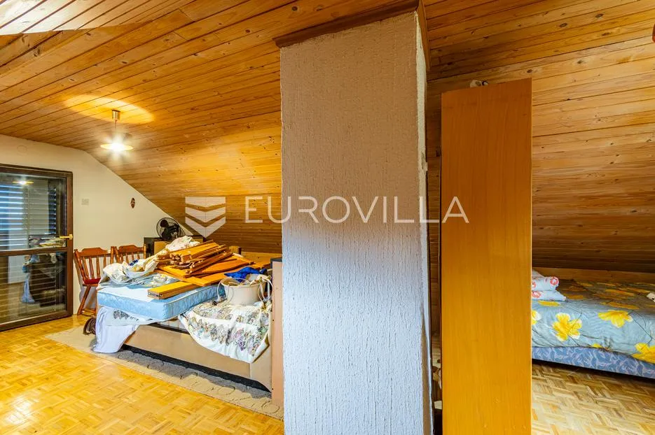 sveti martin na muri, jurovčak useljiva vikendica s velikom okućnicom - slika 4