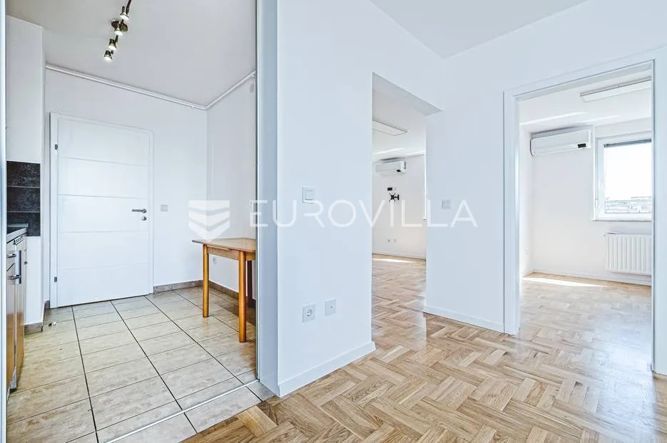 zagreb, trešnjevka, peterosoban stan parkirno mjesto, 118.83 m² - slika 6