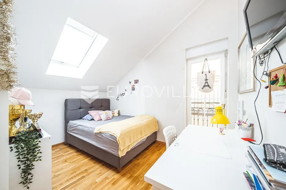 zagreb, gračani, prekrasna obiteljska kuća tlocrtne površine 238 m² - slika 12