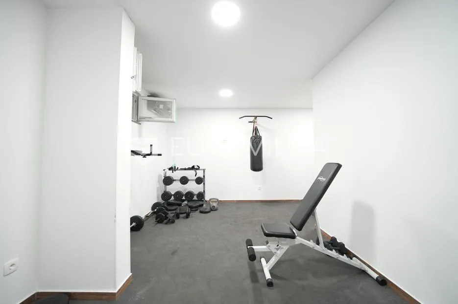 zadar, bili brig luksuzno opremljen trosobni i jednosobni stan s teretanom i spa centrom 241 m² - slika 42