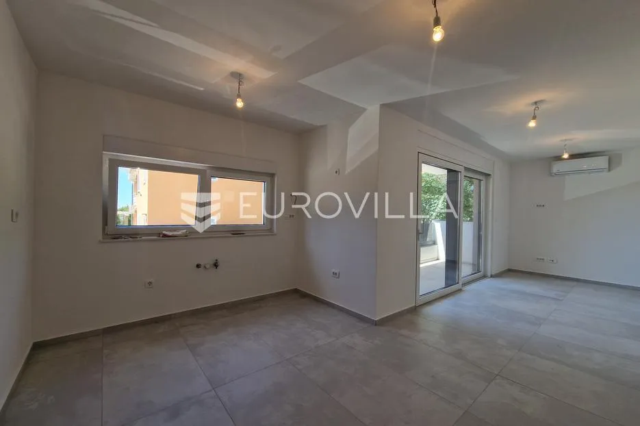 vir, apartman s dvije spavaće sobe u novogradnji, južna strana otoka - slika 3