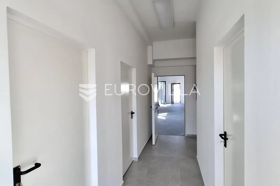 čavle, mavrinci, poslovni prostor površine 200 m² u novogradnji - slika 5