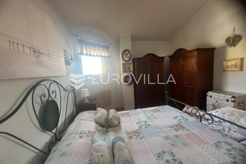 istra, ližnjan, šarmantan dvosobni stan nkp 48 m2 s pogledom more - slika 10