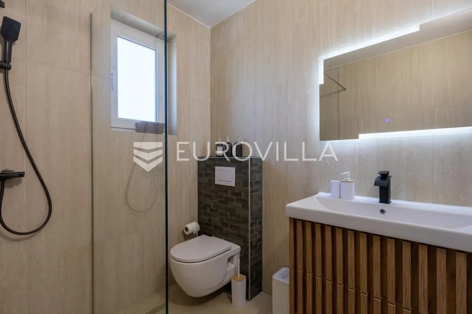 istra, tar, penthouse, tri spavaće sobe, lift, dva parkirna mjesta, novogradnja 191 m² - slika 17