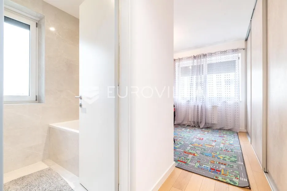 zagreb, vmd heinzelova, darwinova, četverosoban stan 114 m², dva parkirna garažna mjesta - slika 6